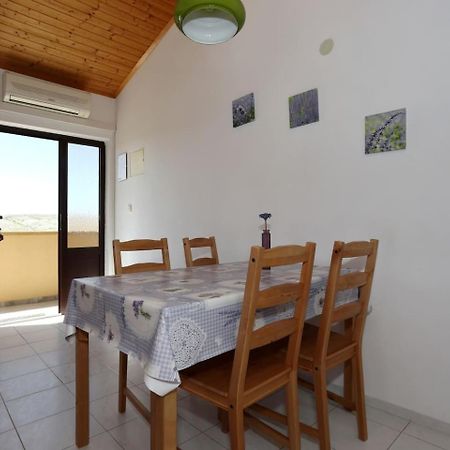 Little Heaven On Earth - Apartmani Martina Vlašići Eksteriør billede