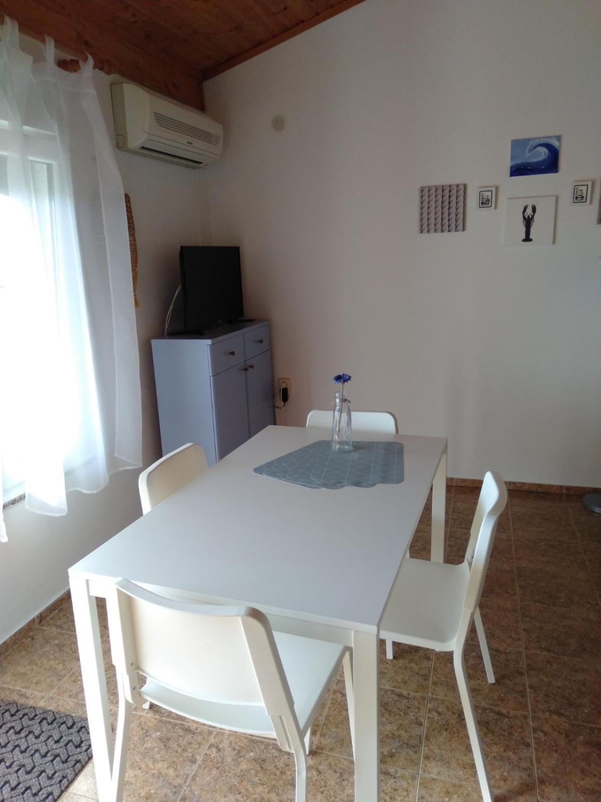 Little Heaven On Earth - Apartmani Martina Vlašići Eksteriør billede